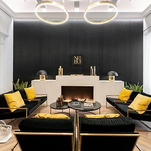 Nero Luxury Suites